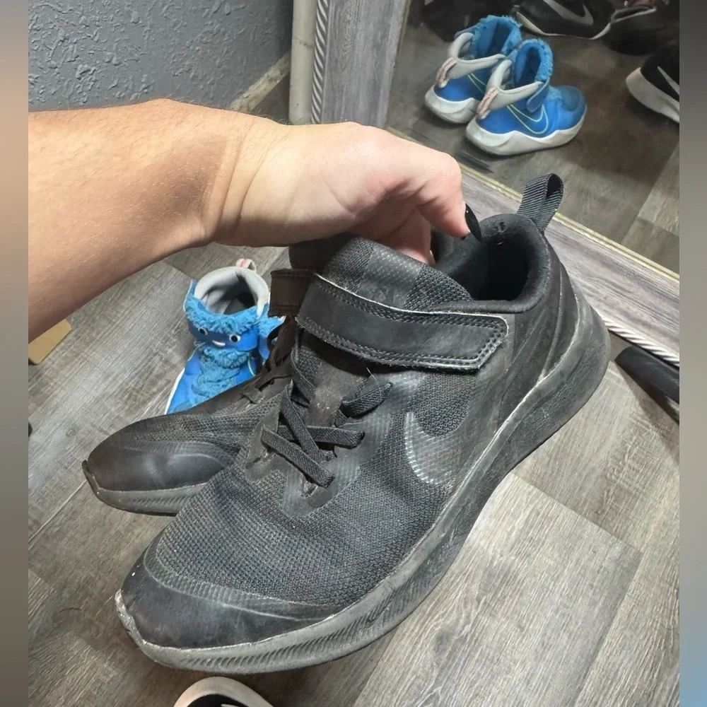 Boys‎ Nike shoe bundle